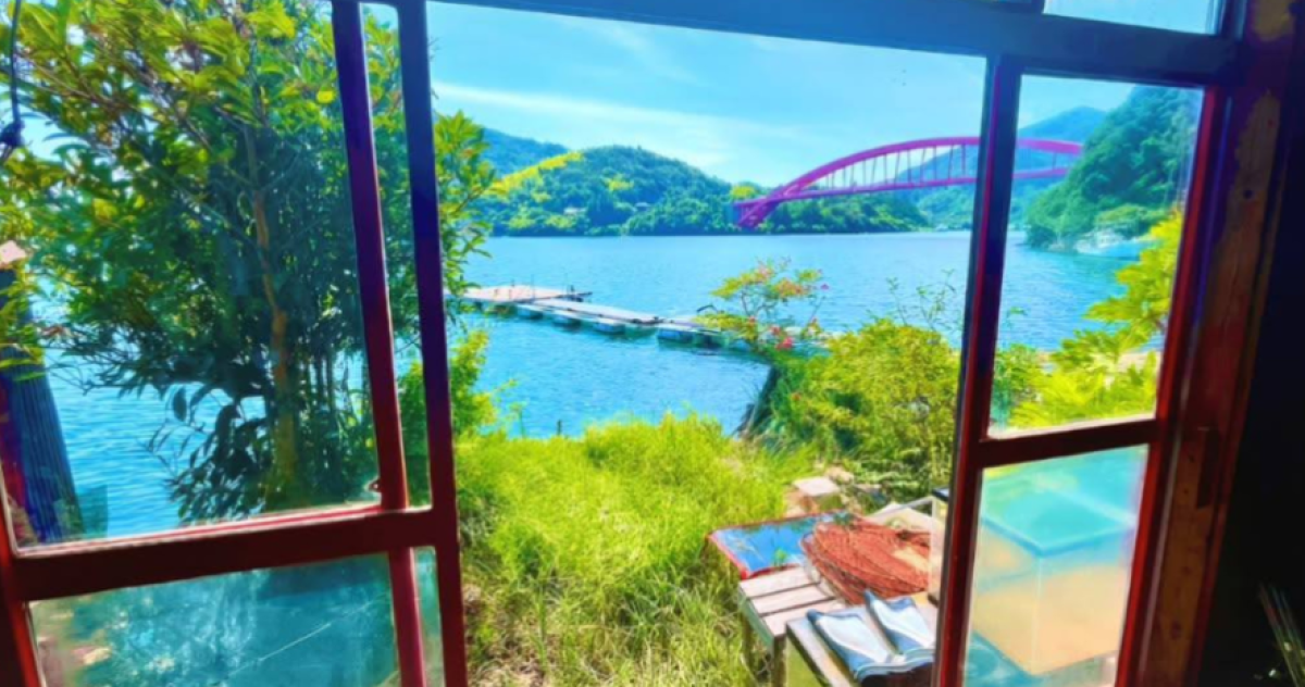 Двухэтажный дом с видом на море в Японии продают за 6,5 млн тенге