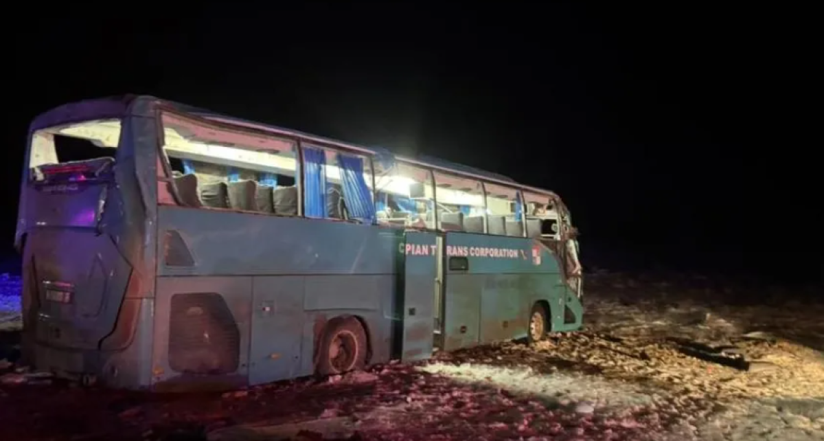 Смертельное ДТП на трассе в Мангистау: какое наказание грозит водителю автобуса