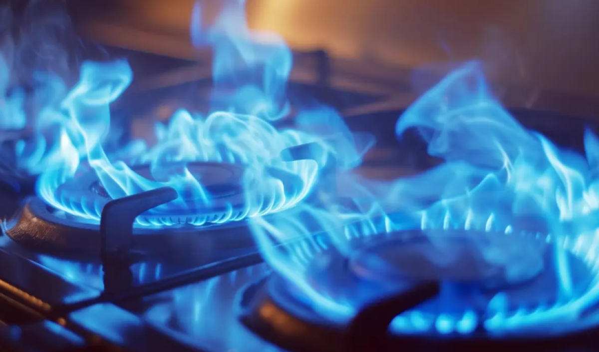 Больше 170 семей остались без газа из-за водителя в Сарыагаше