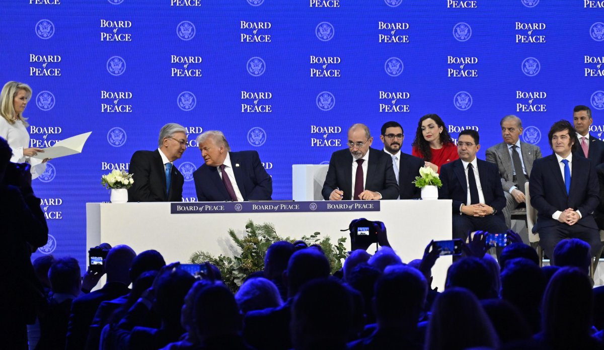 Совет мира официально приветствовал Казахстан