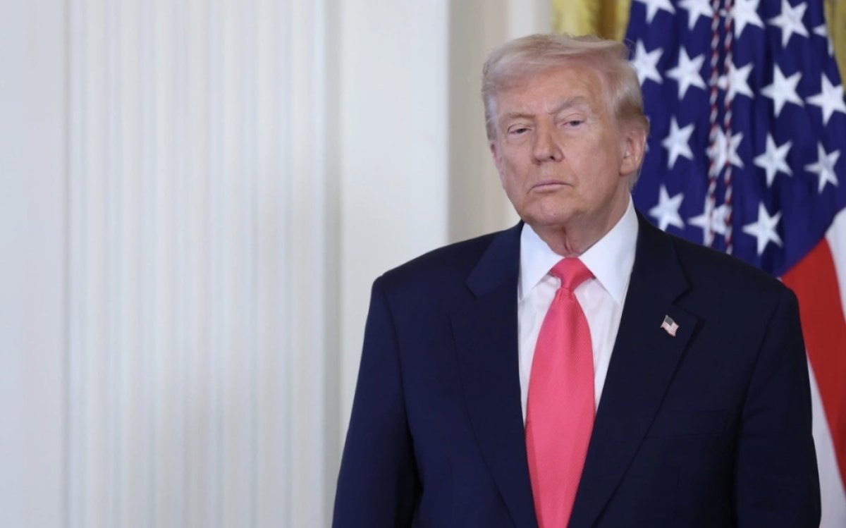 «Время истекает»: Трамп угрожает Ирану ударом