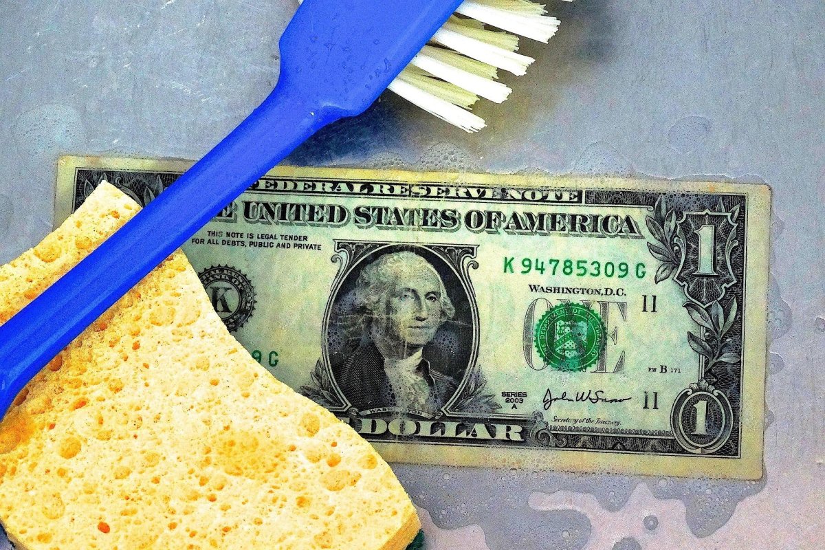 Казахстан установил антирекорд по отмыванию денег