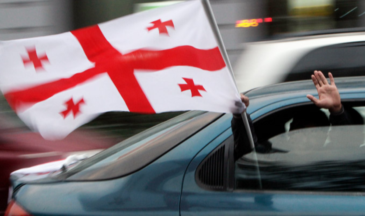 В Грузии обеспокоены "нечестными" покупателями авто из Казахстана