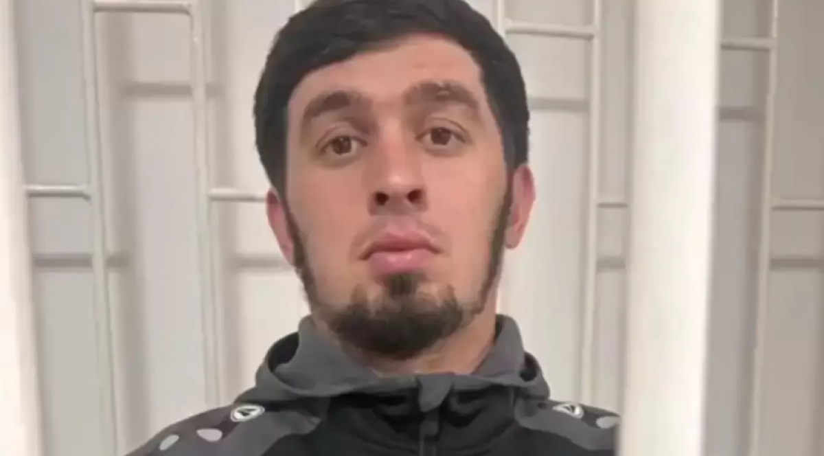 Казахстан разрешил экстрадицию критика Кадырова в Россию