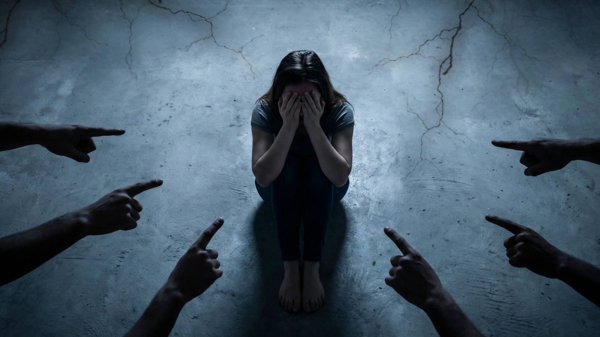 Попытка суицида в элитной школе Алматы: как должен работать закон о буллинге