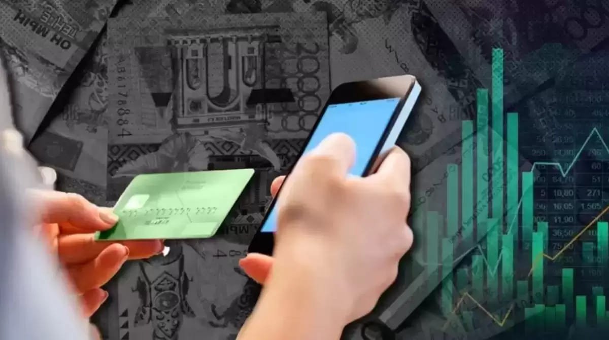 Не играйте в "прятки" с налоговой: о проверке мобильных переводов предупредили казахстанцев