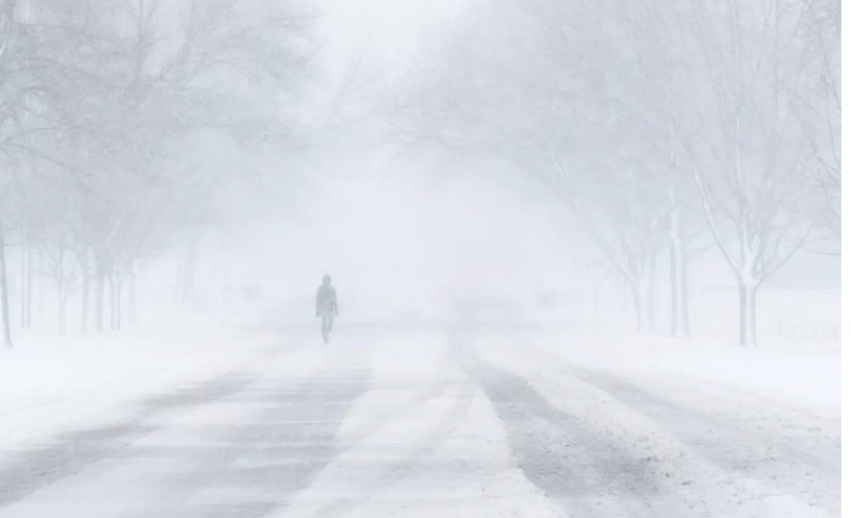 Туман, снег и гололёд: непогода накроет почти весь Казахстан