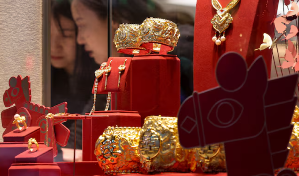 Спрос растет из-за напряженности: что толкает цены на драгметаллы вверх