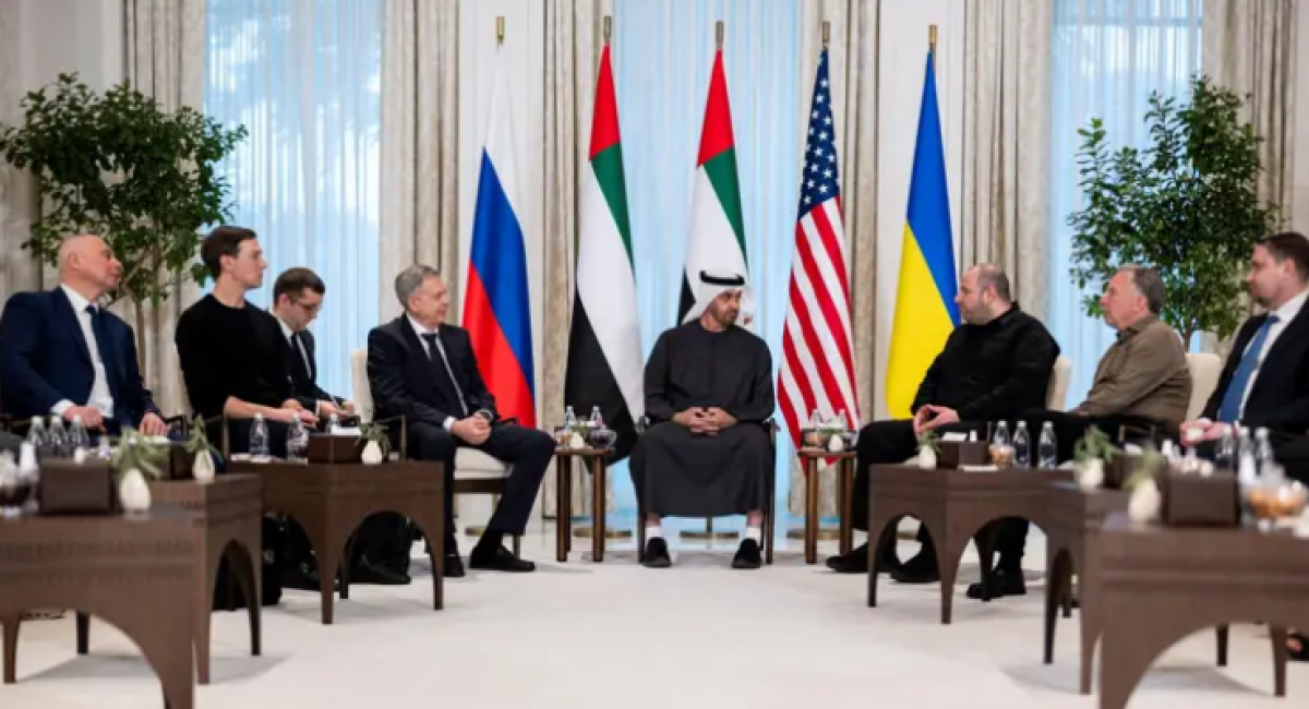 Второй раунд переговоров Украины, России и США стартовал в Абу-Даби