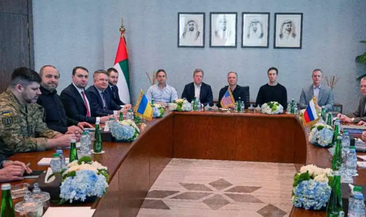 Россия и Украина возобновляют переговоры в Женеве