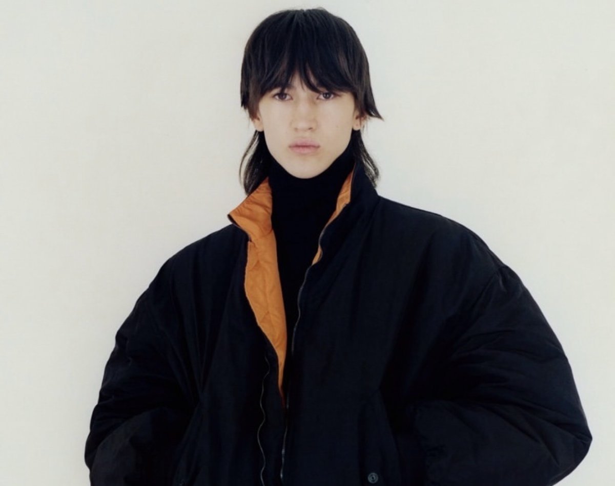 Казах из Парижа дефилирует для легендарного дома Balenciaga