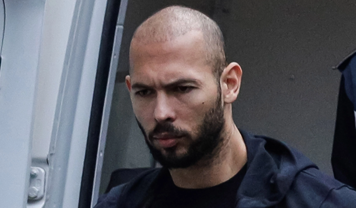 "Они не знают, что такое ЛГБТ и феминизм": скандальный блогер Тейт высказался о казахах