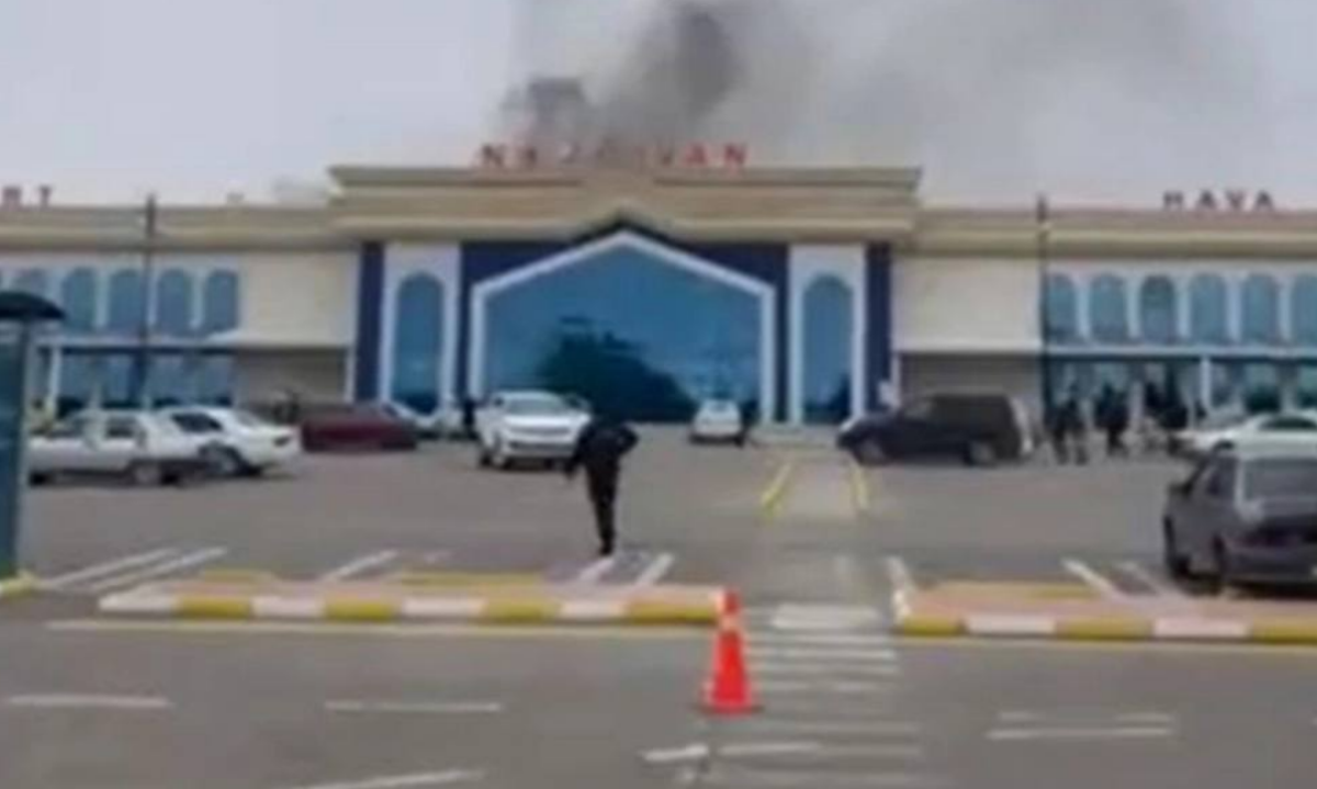 Токаев осудил атаку иранских БПЛА на аэропорт Азербайджана