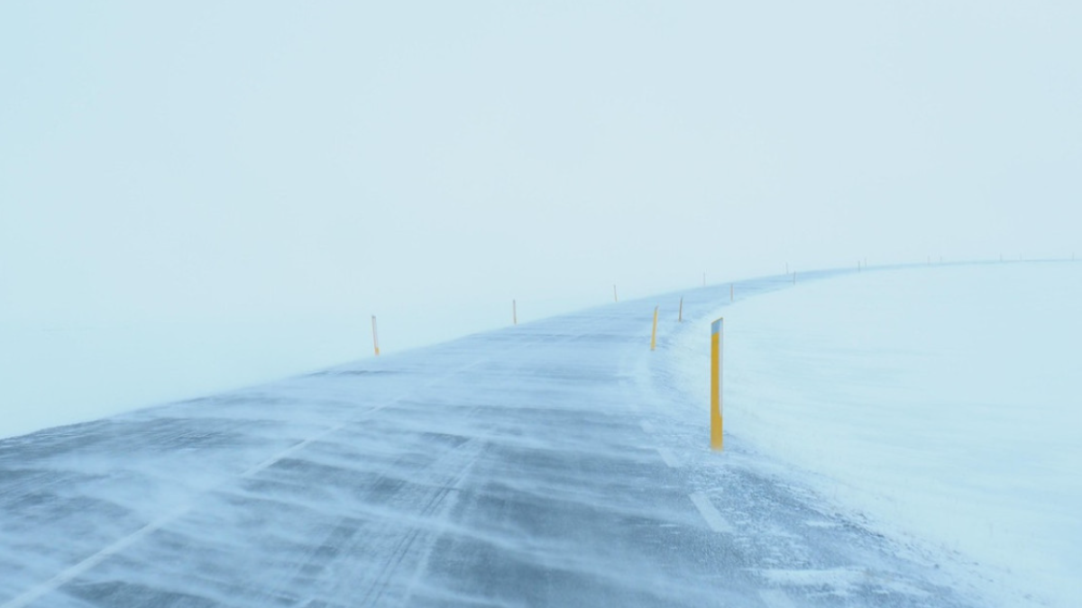В Казахстане из-за непогоды перекрыли участки трасс