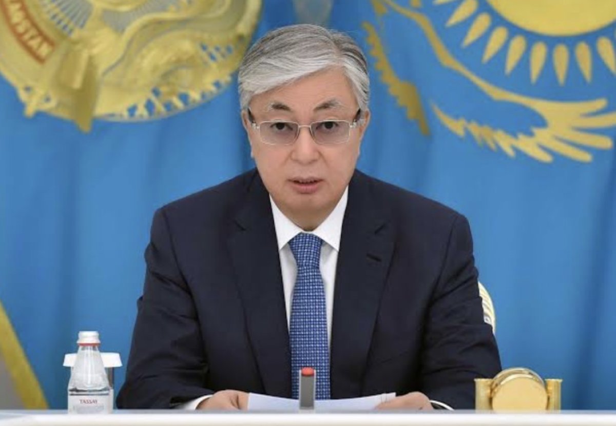 Токаев осудил удары Ирана по ОАЭ