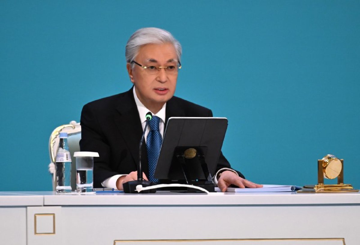 Казахстан никогда не бросит на произвол судьбы своих граждан - Токаев