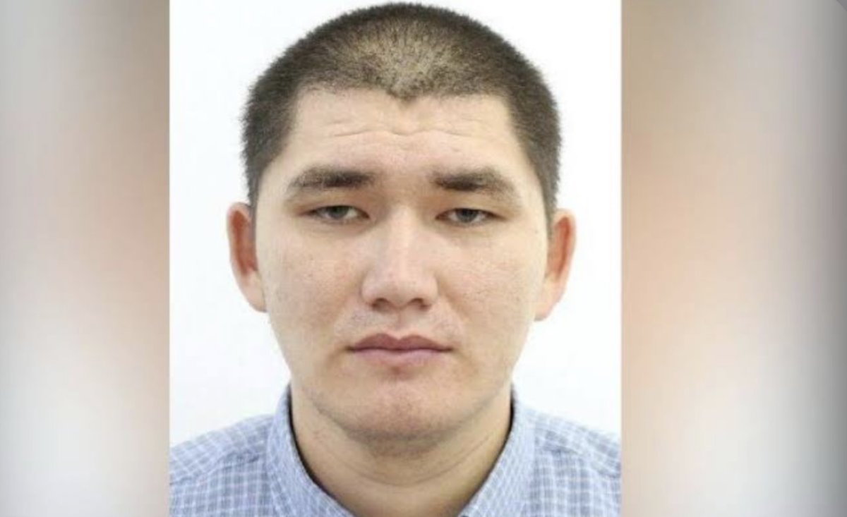 Подозреваемого в убийстве семьи в Атырау отправили под стражу на два месяца