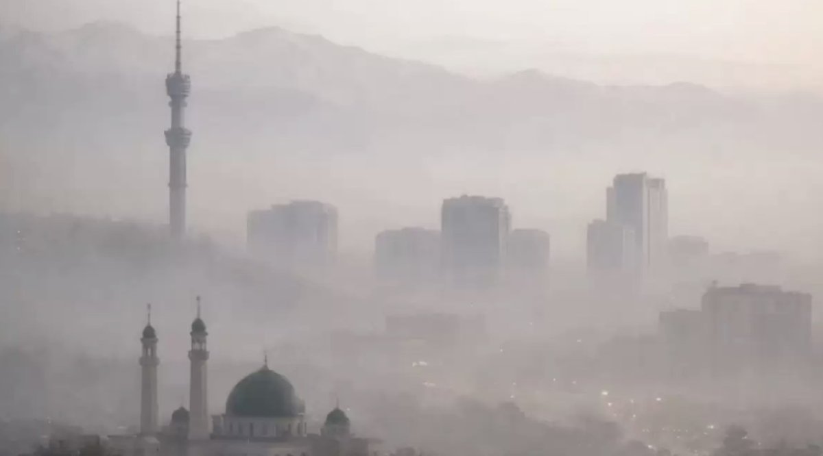 13 городов Казахстана накроет смог