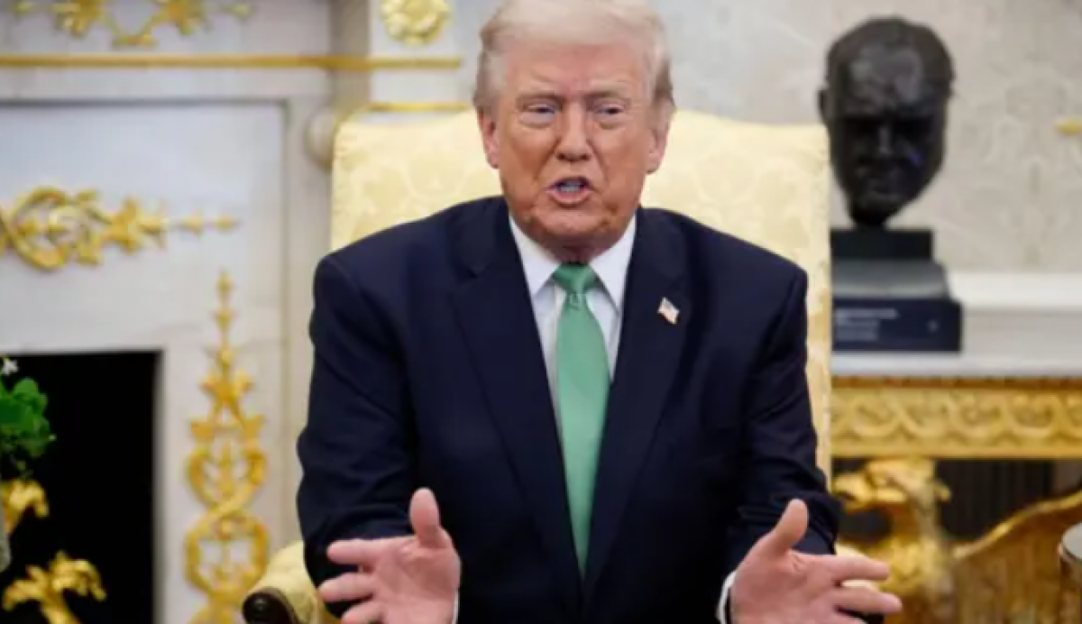 Иран ответил Трампу угрозой закрыть Ормузский пролив