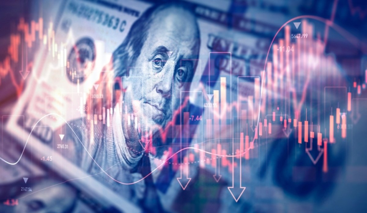 Сразу на 3 тенге подешевел доллар в Казахстане