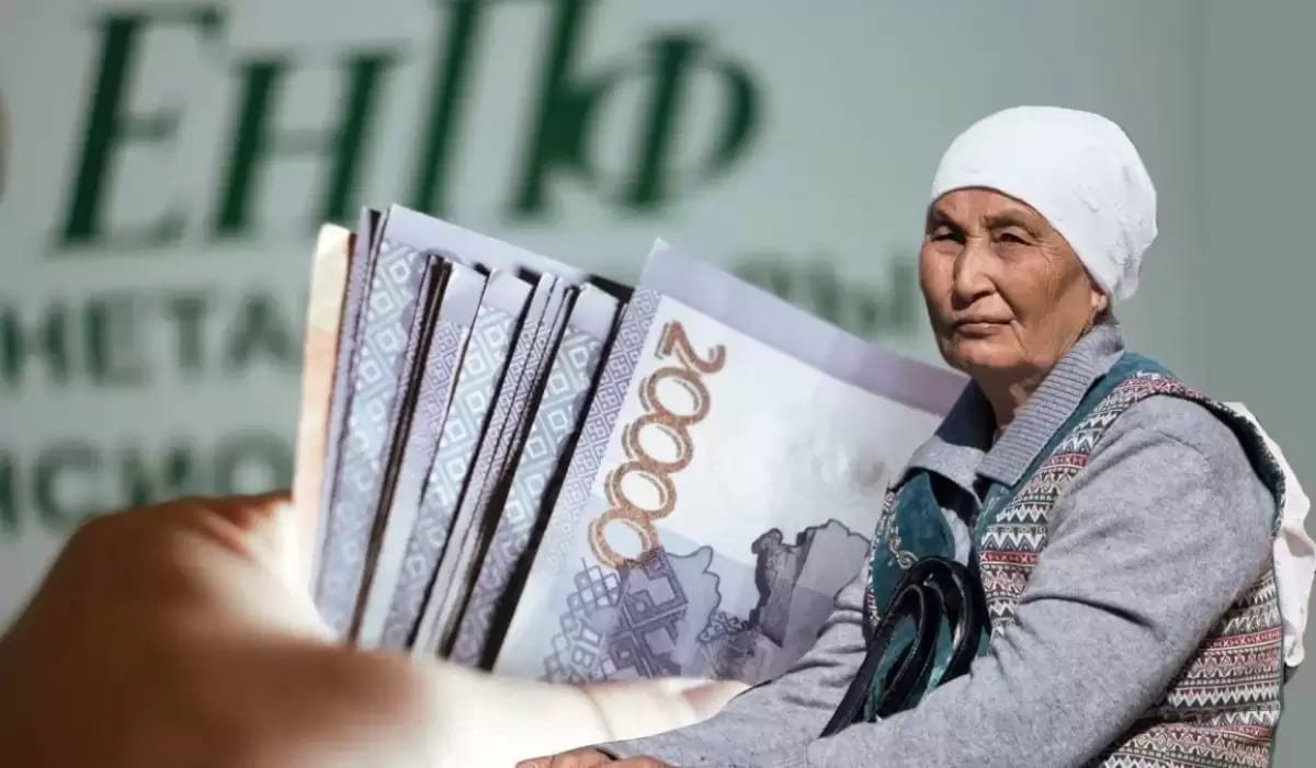 Без пенсий и пособий остались жители целого села в Казахстане