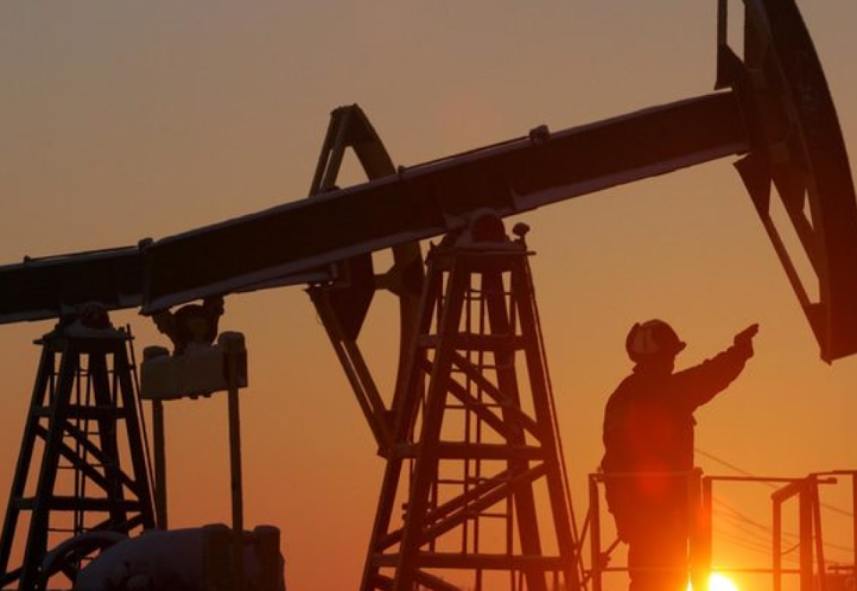 Reuters: нефтяная отрасль РФ теряет объемы