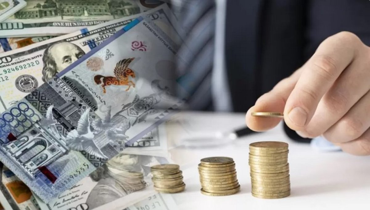 Половина казахстанцев зарабатывает меньше 340 тысяч тенге