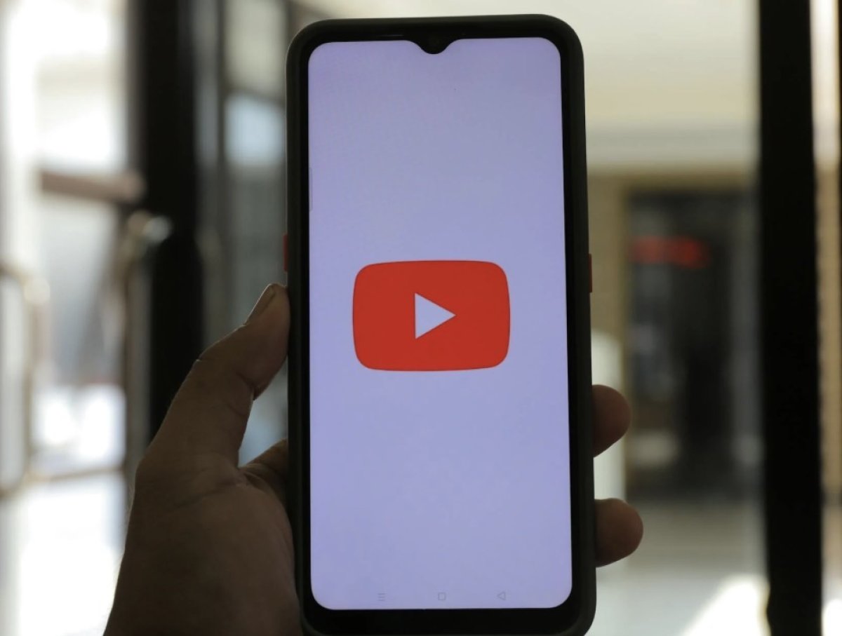 YouTube заблокировал каналы трех госСМИ Беларуси