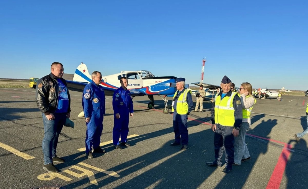 Путин направил 10 российских самолётов в Байконур