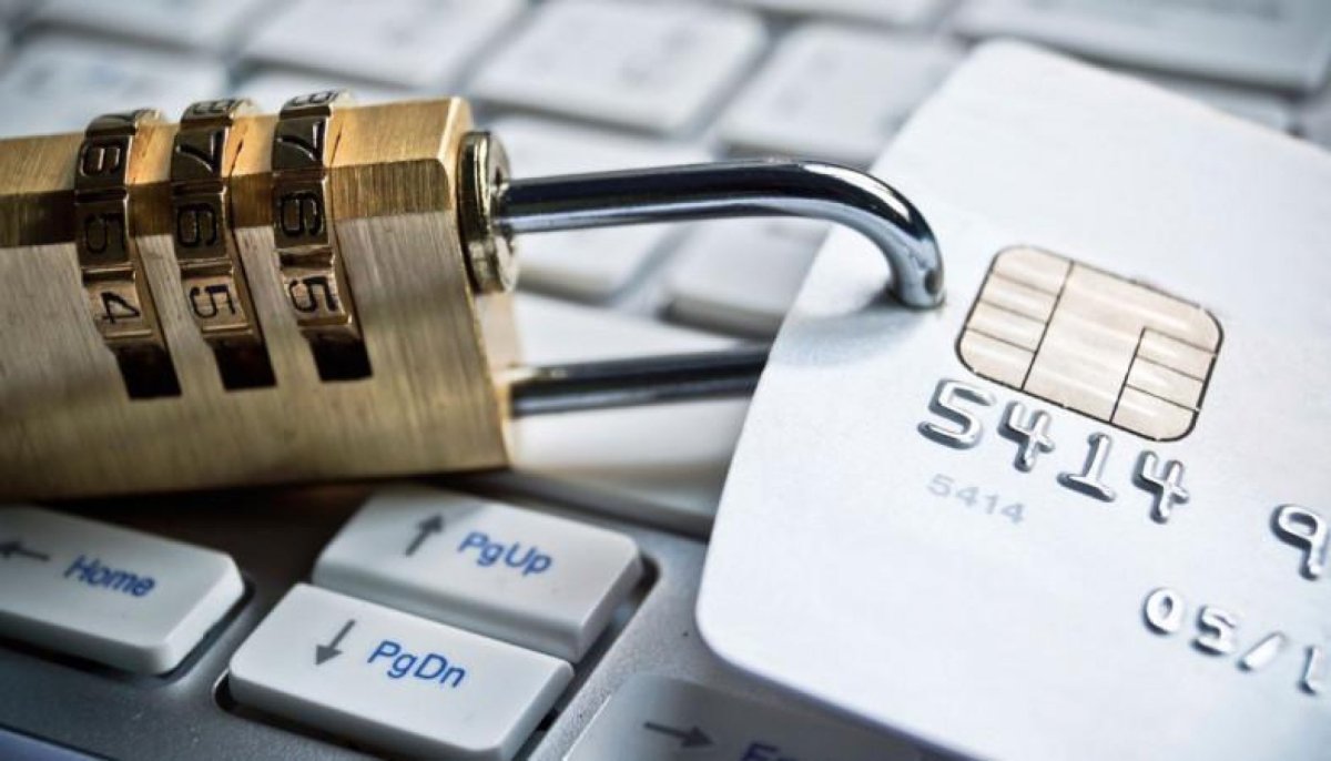 Тысячам должников в Казахстане снимут арест с банковских счетов