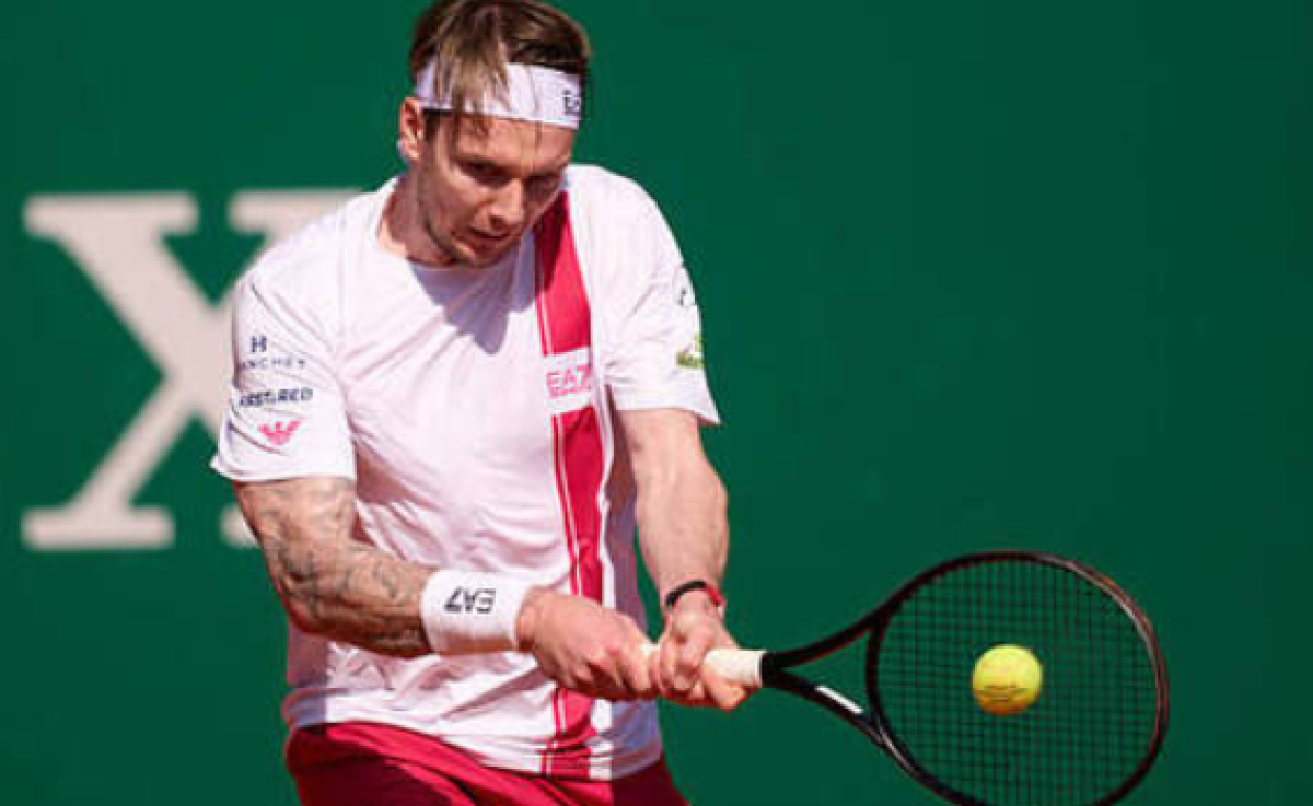 Казахстанец Бублик уступил Алькарасу в четвертьфинале турнира в Монте-Карло