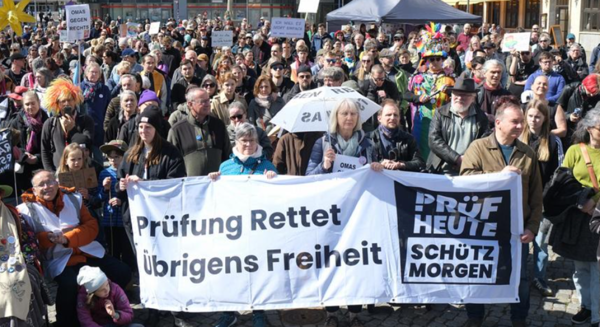 Протесты против экстремизма прошли по всей Германии