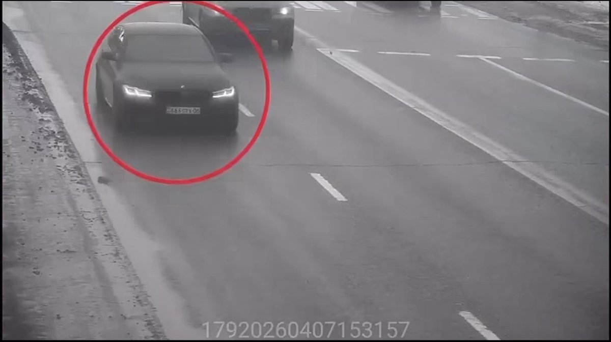 Скорость до 216 км/ч и десятки нарушений: столичного лихача задержала полиция