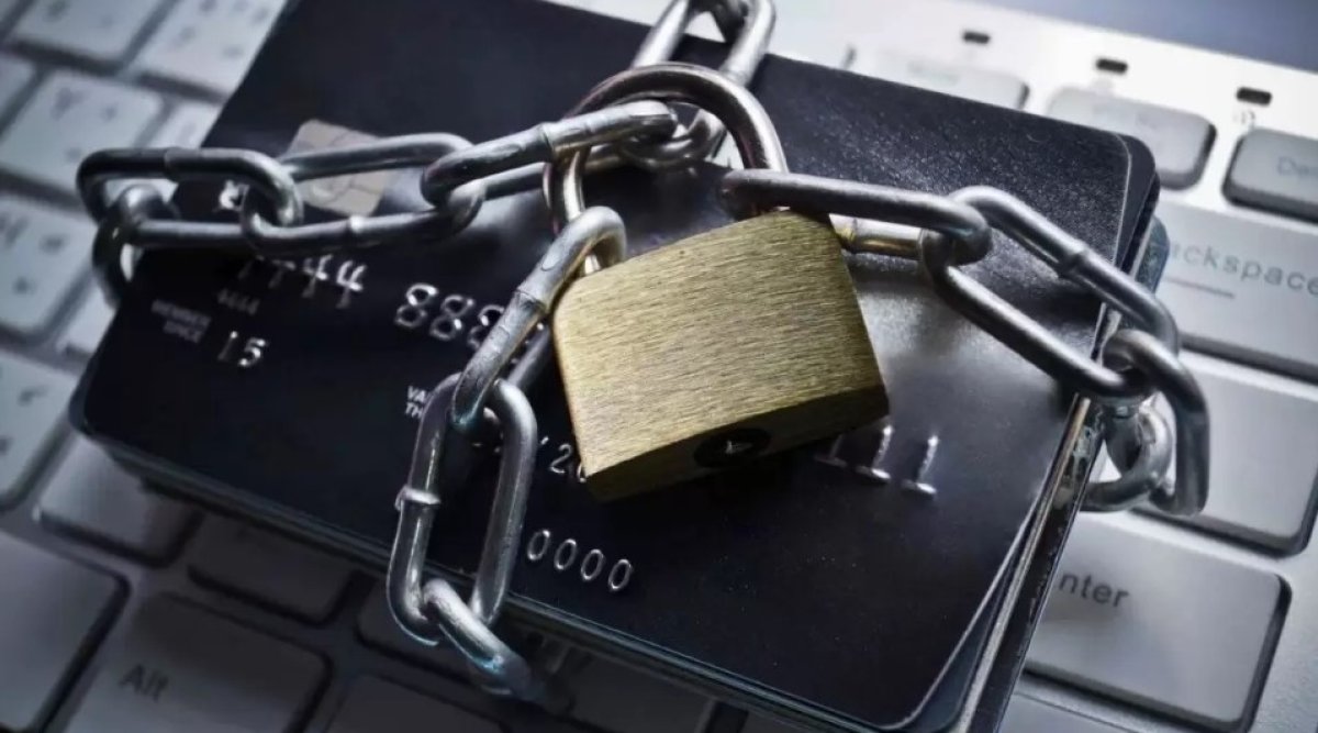 Блокировка счетов казахстанцев – минфин извинился перед бизнесом