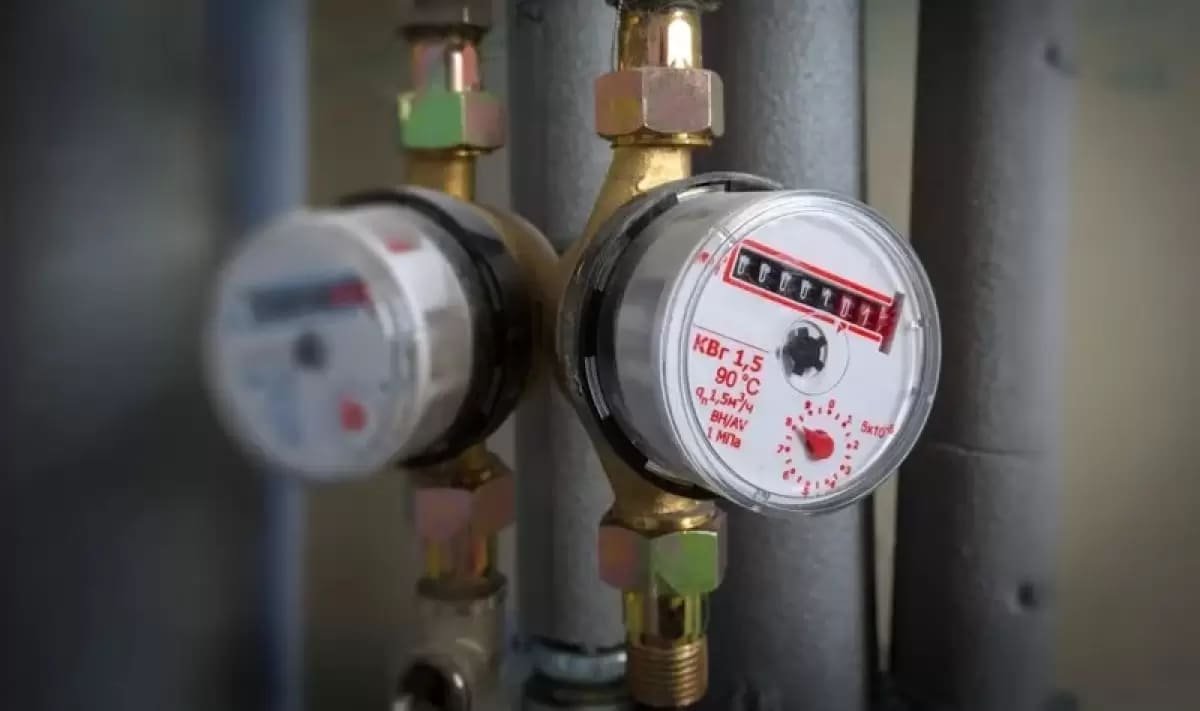 Казахстанцам объяснили необходимость замены старых счётчиков воды