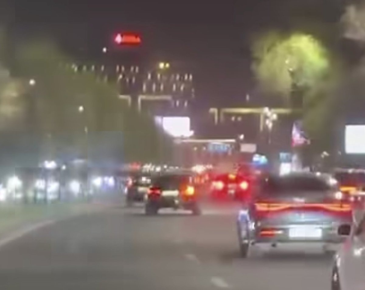 Алматинские лихачи устроили опасные гонки на Аль-Фараби