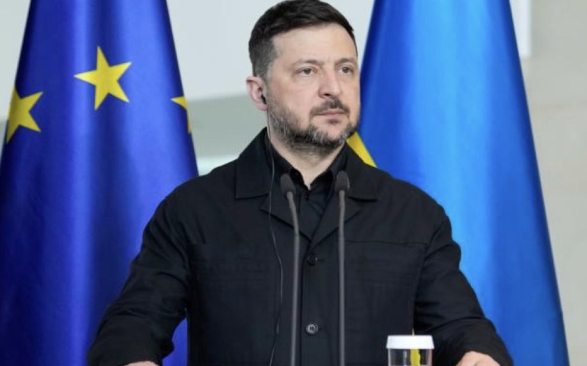 «Это подпитывает войну»: Зеленский призвал не смягчать санкции против нефти РФ