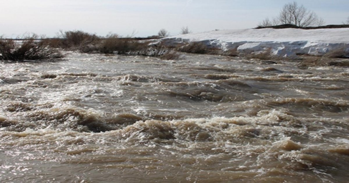 Паводок оставил село без переправы в ЗКО