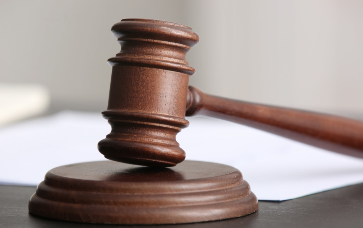 Блогер-юрист Руслан Жанпейисов получил 4 суток ареста