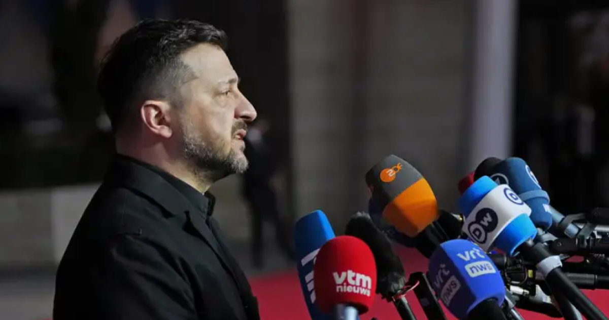 Зеленский обвинил РФ в "ядерном терроризме"