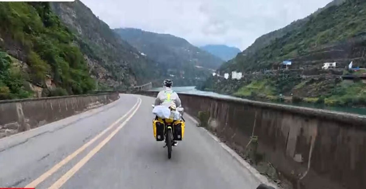 Супруги из Казахстана пересекли пол-Азии на велосипедах