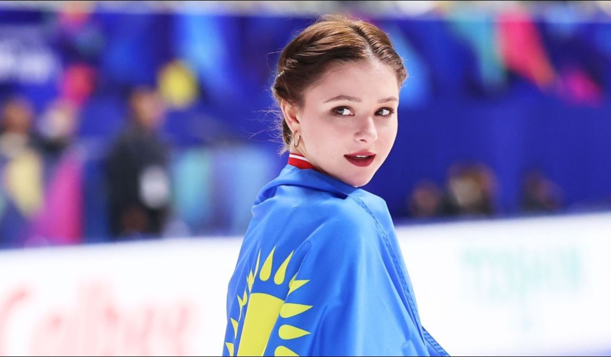 "Это уважение к стране": Софья Самоделкина учит казахский язык