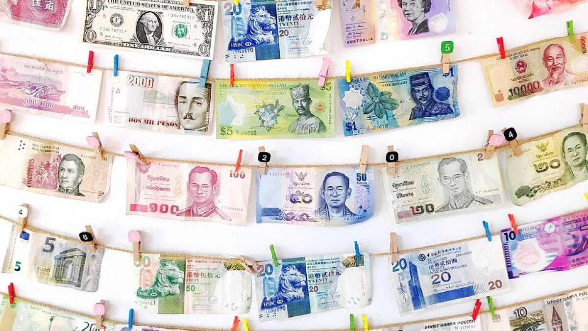 Нацбанк Казахстана обратил внимание на шекели и тугрики