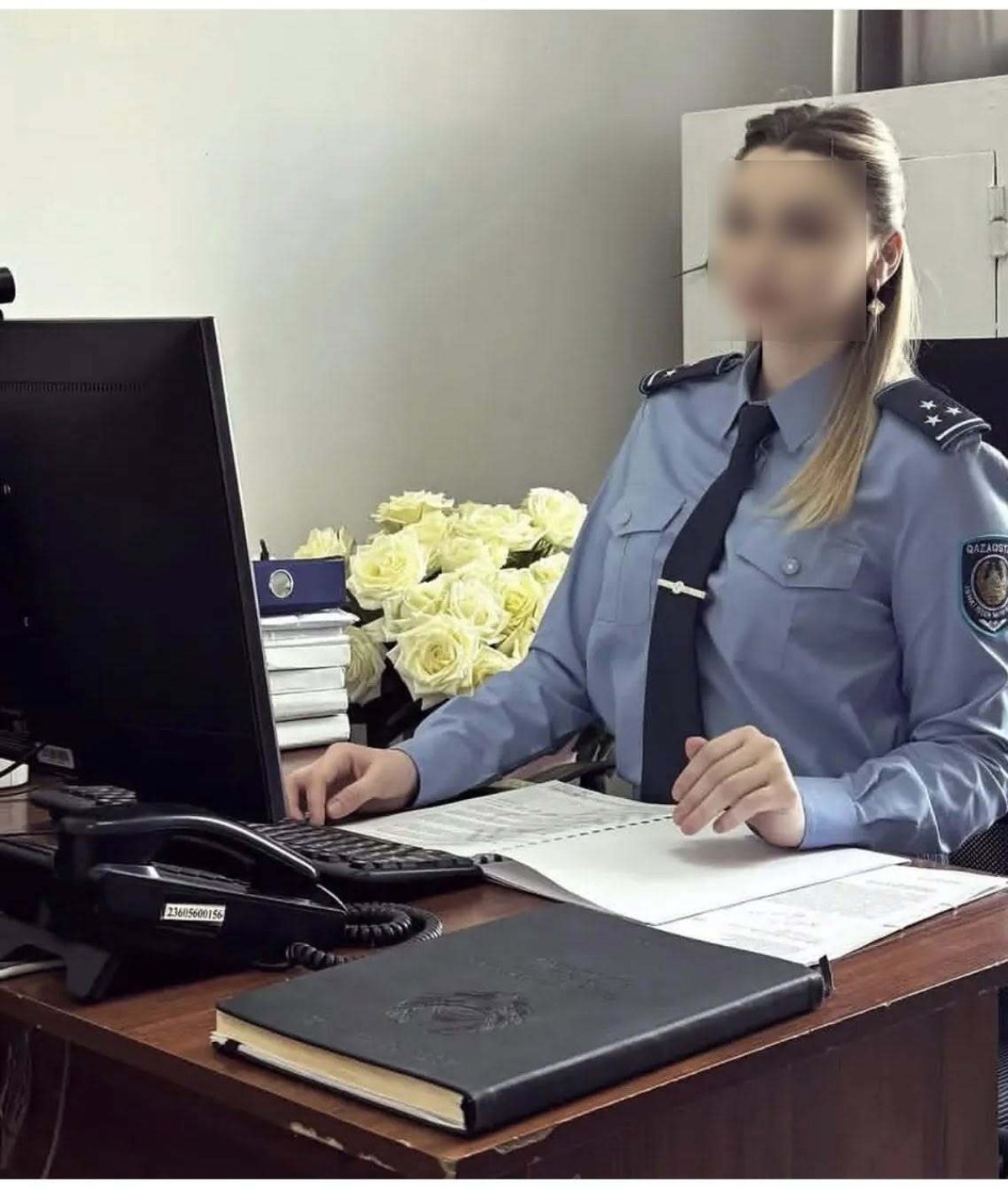 Полицейская из Атырау назвала людей шакалами и ответила за это