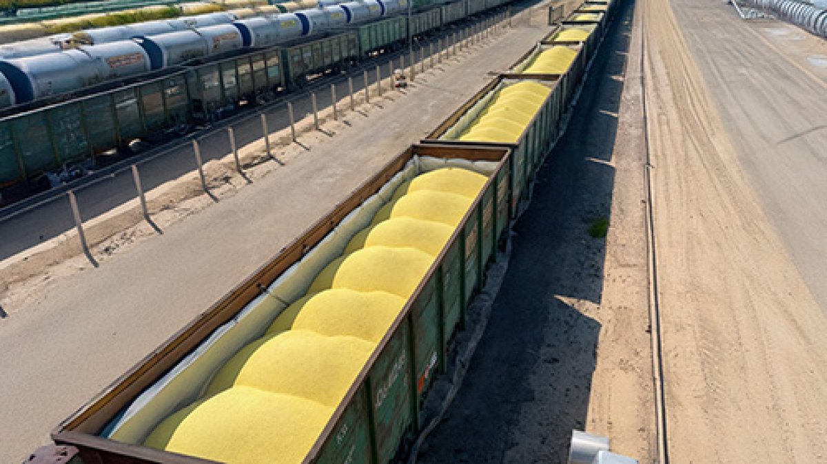 Россия приостановила экспорт серы из Казахстана через свои порты