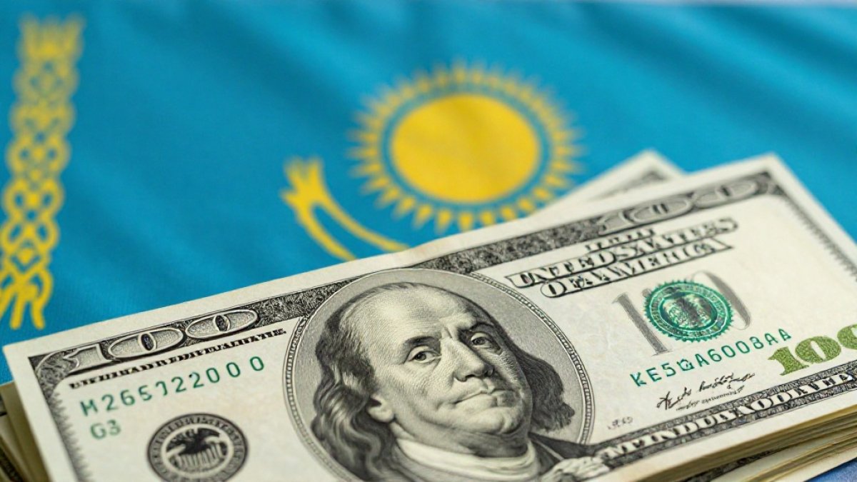 Новая финансовая реальность: казахстанцы перестали бежать за долларом