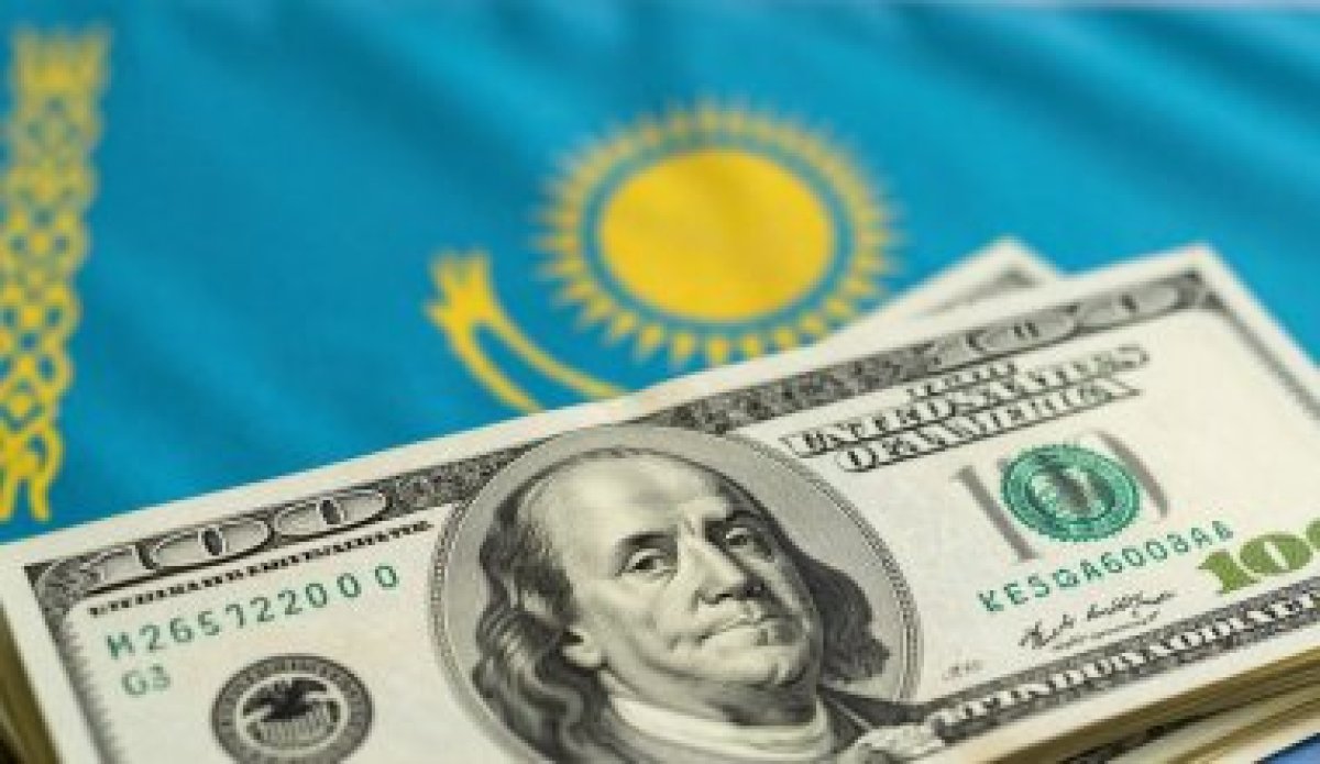 Тенге снова ослаб? Что происходит с курсом доллара