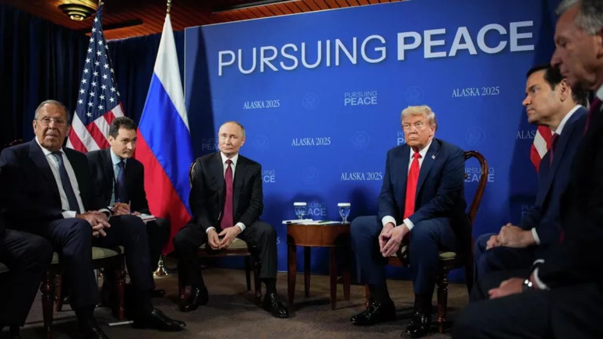 Россия согласилась на предложенные США компромиссы в Анкоридже – Путин