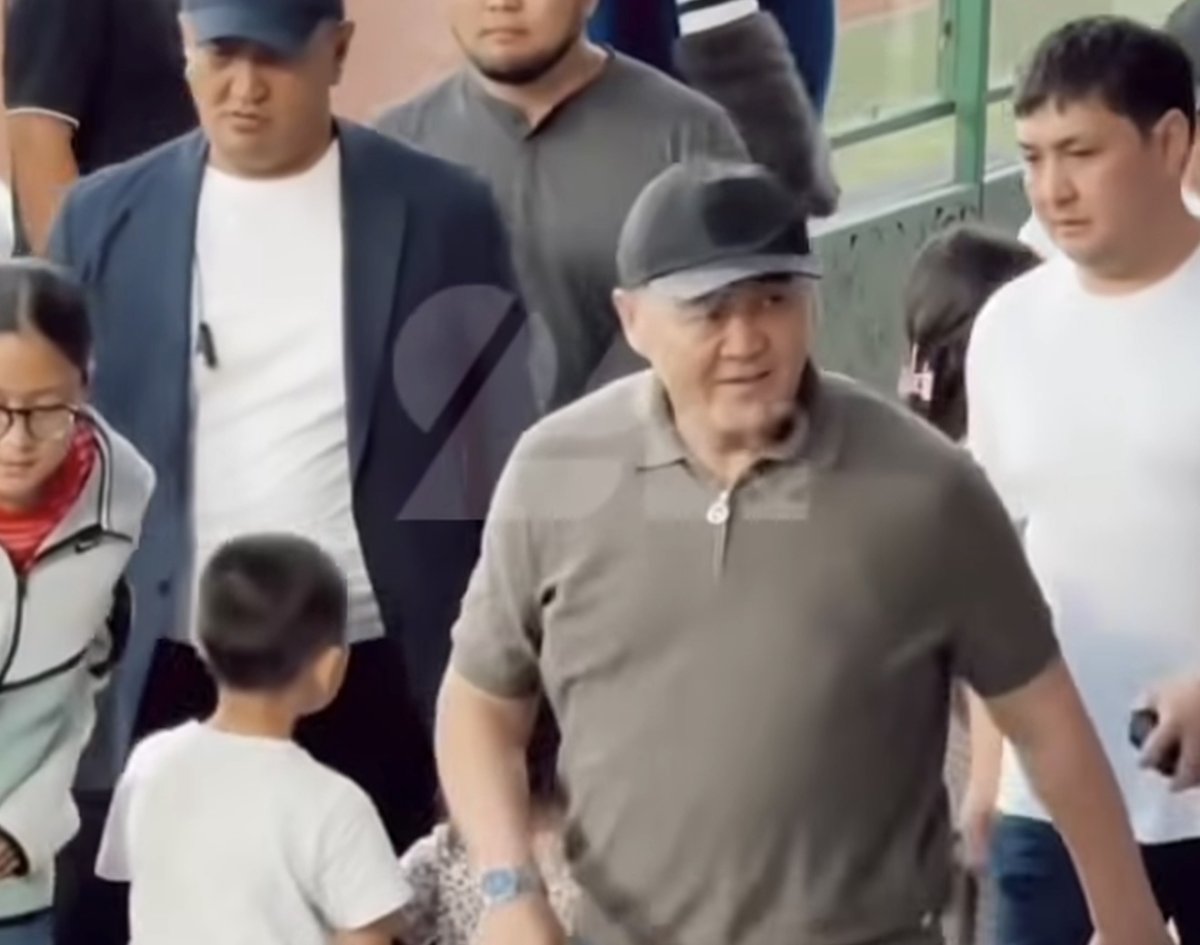 Камчыбек Ташиев появился на футбольном матче спустя сутки после приговора
