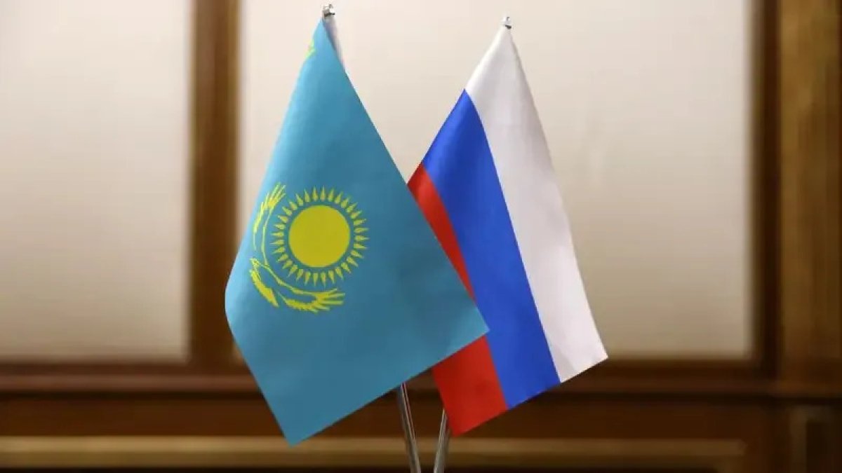 Путин поручил пересмотреть военное соглашение с Казахстаном